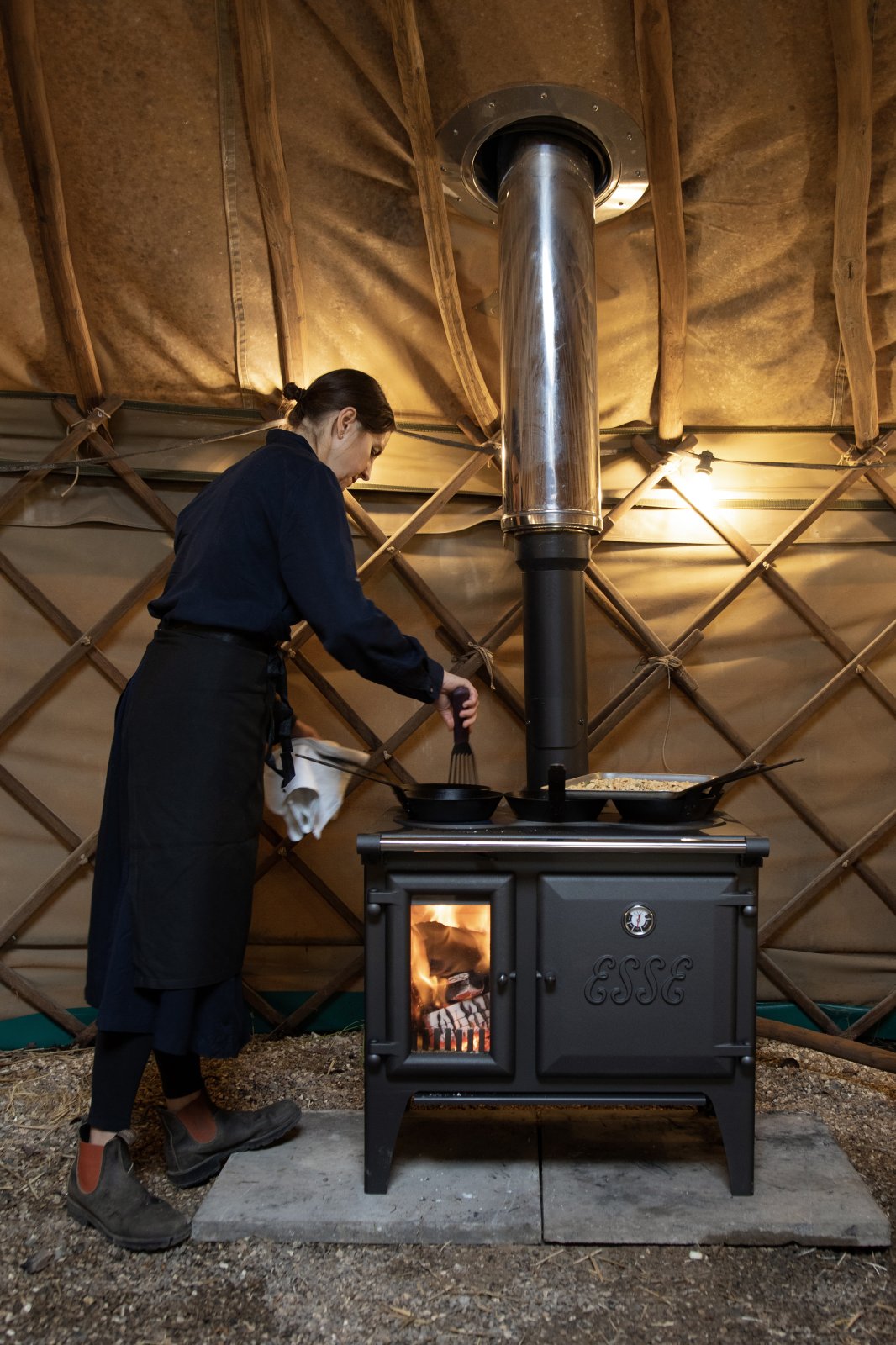 Esse range cooker