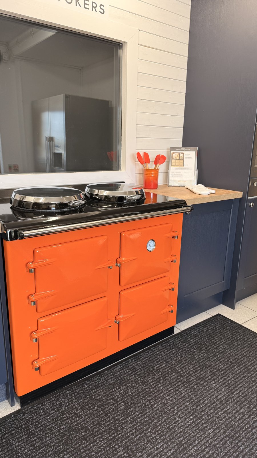 Heritage range cooker